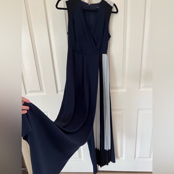 BCBGMaxazria classic navy jumpsuit - Picture 4 of 8